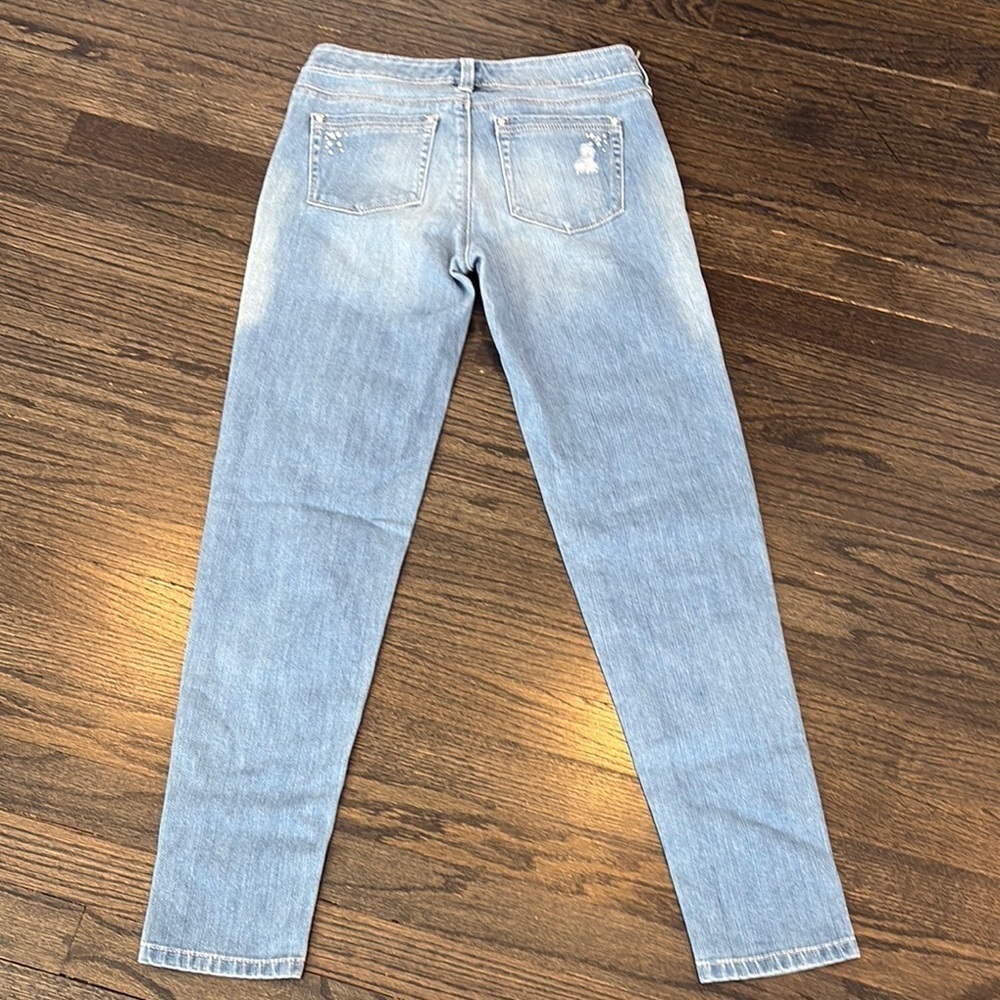 Light Blue Distressed Women Jeans by White House Black Market (size 0) - Picture 7 of 9